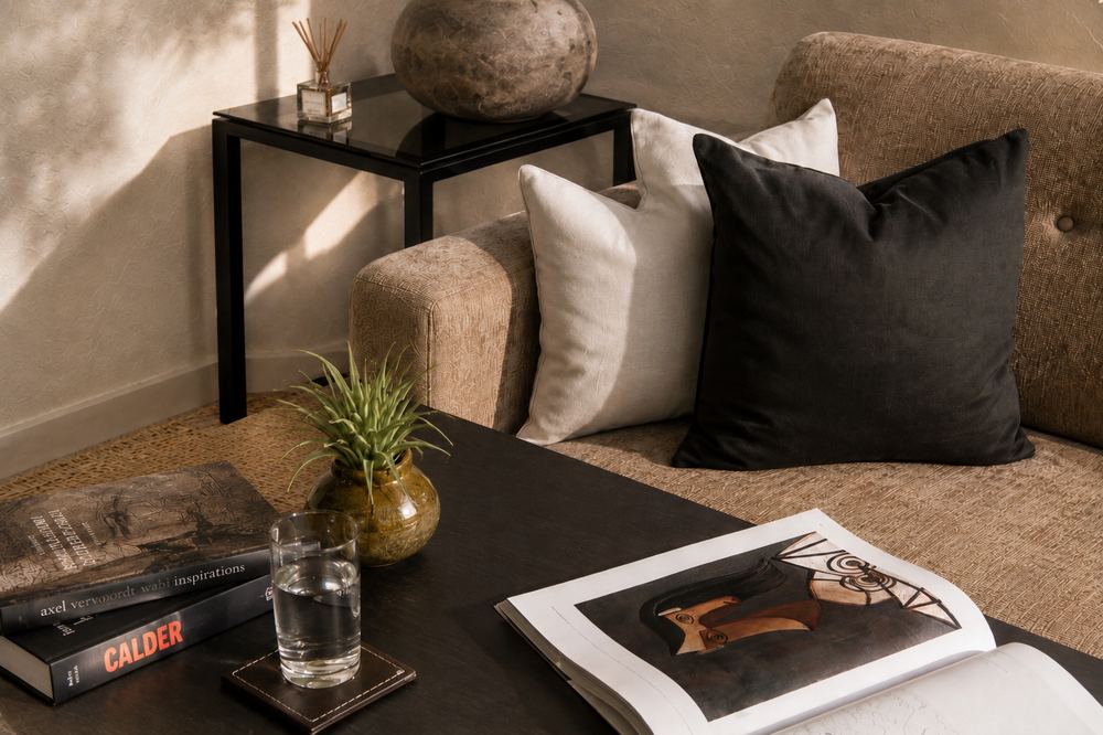 Chrono Office lounge detail