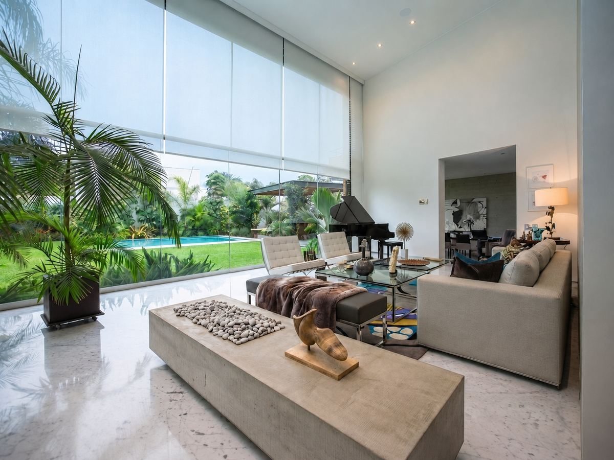Gallery House living room, garden view