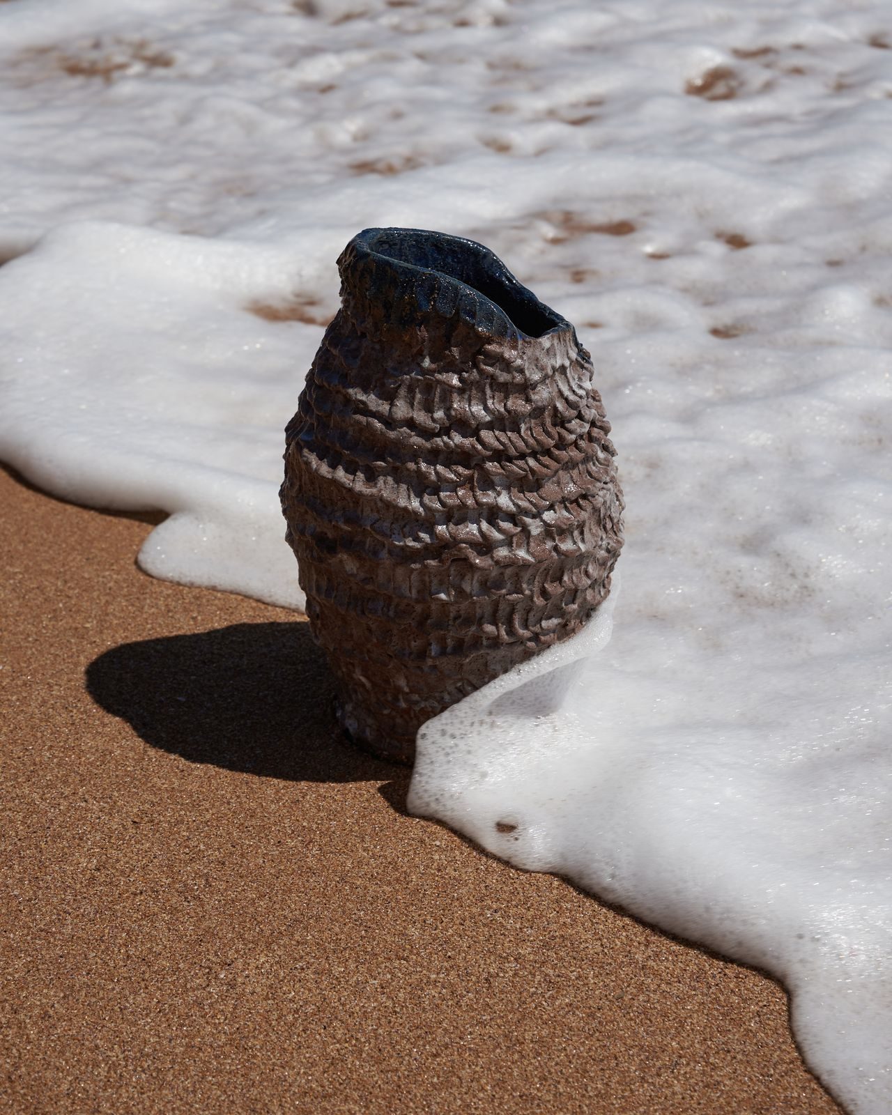 Apu ceramic vessel